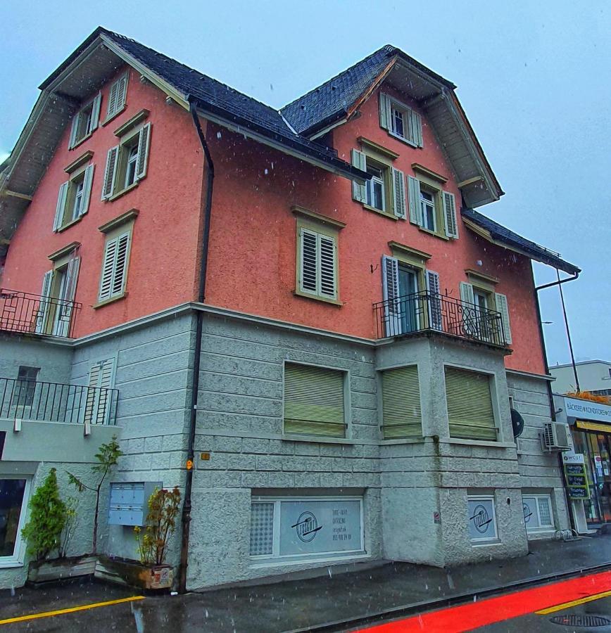 Appartamento Sensi Living Station Pfäffikon Esterno foto