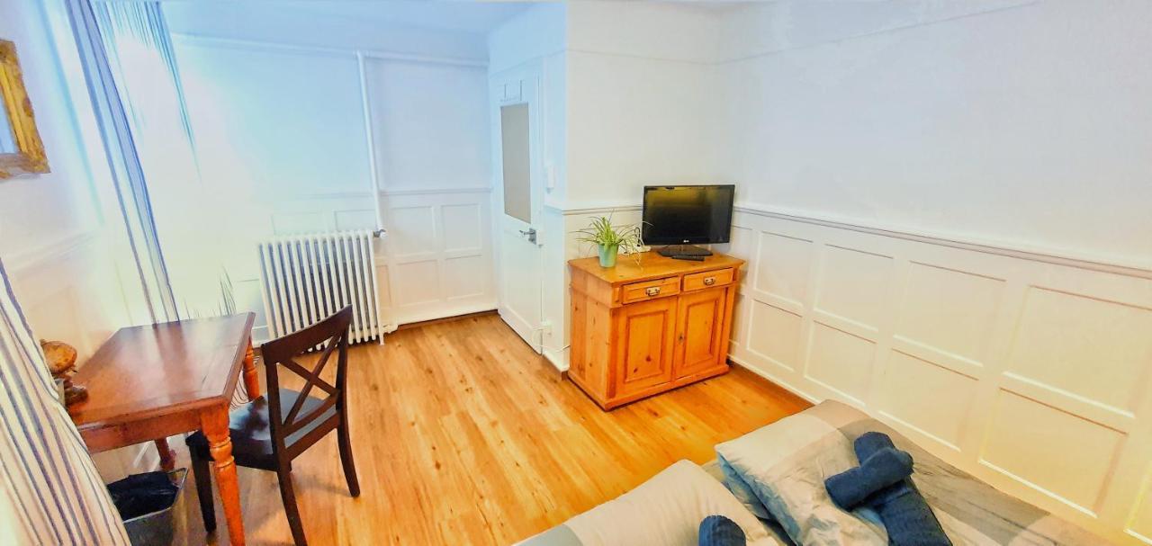 Appartamento Sensi Living Station Pfäffikon Esterno foto